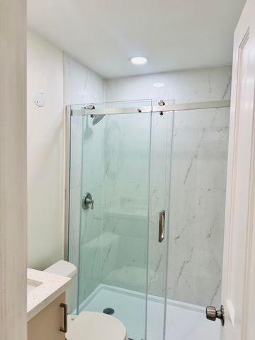 2425 Pierce Street, Hollywood, FL 33020