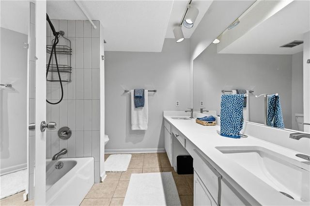 6851 Roswell Road F15, Atlanta, GA 30328