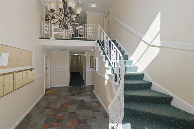 6851 Roswell Road F15, Atlanta, GA 30328