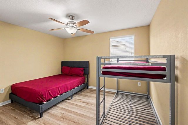 6711 BLUE MOON WAY, Sun City Center, FL 33573