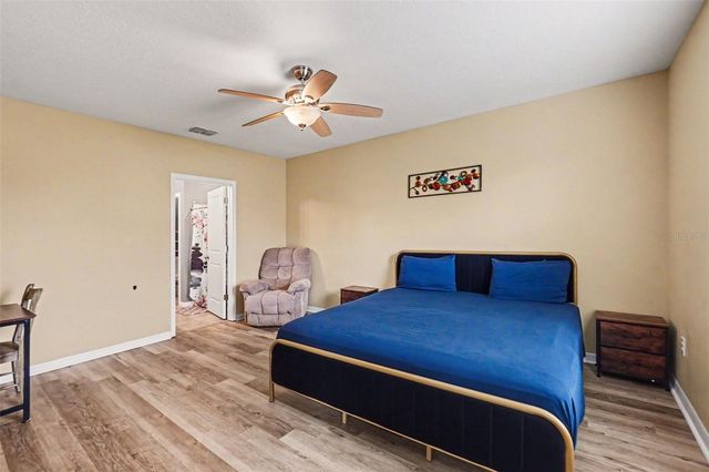 6711 BLUE MOON WAY, Sun City Center, FL 33573
