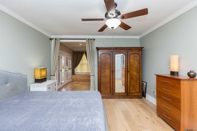 6161 Moss Side Ln, Baton Rouge, LA 70808