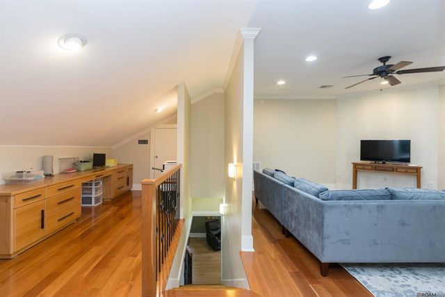 6161 Moss Side Ln, Baton Rouge, LA 70808