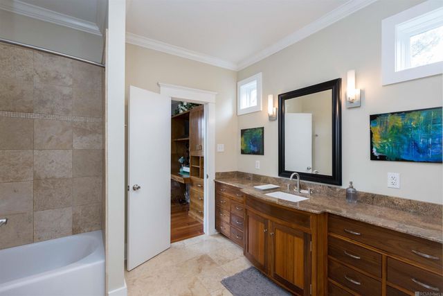 6161 Moss Side Ln, Baton Rouge, LA 70808