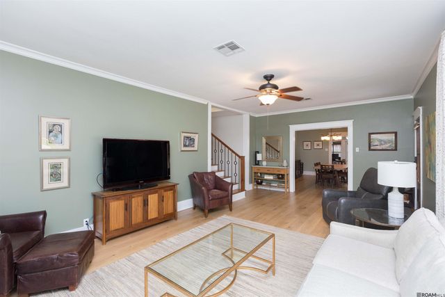 6161 Moss Side Ln, Baton Rouge, LA 70808