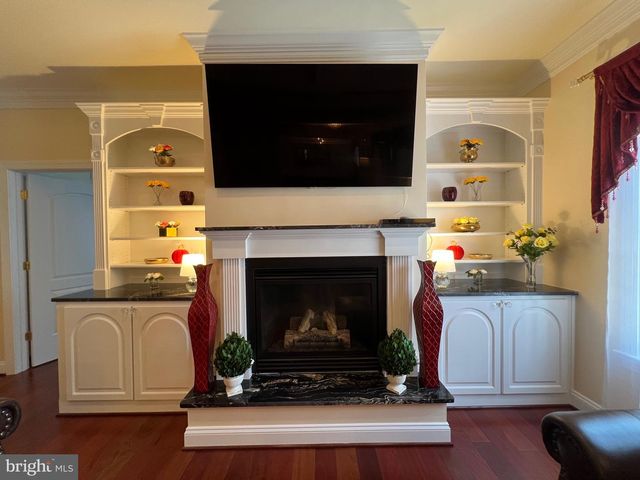 11207 VALOR BRIDGE DR, Spotsylvania, VA 22551