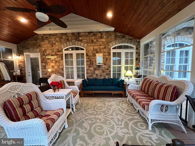 11207 VALOR BRIDGE DR, Spotsylvania, VA 22551