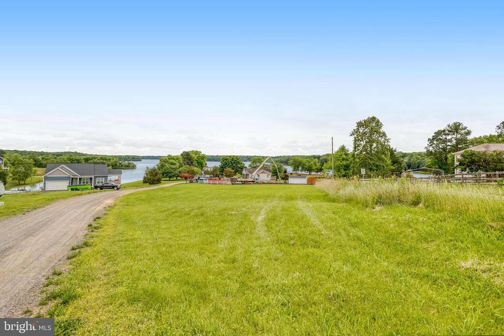 6201 LAKE FRONT WAY, Spotsylvania, VA 22551