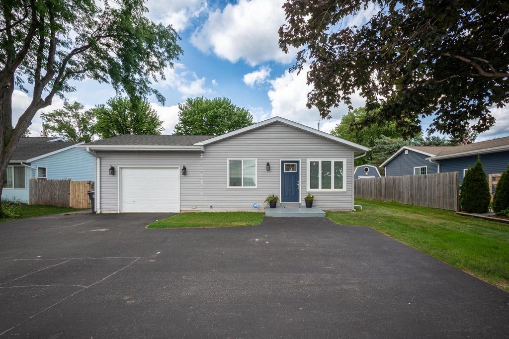 26914 116th STREET, Trevor, WI 53179