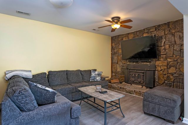 217 Roberts Road, Spring City, TN 37381