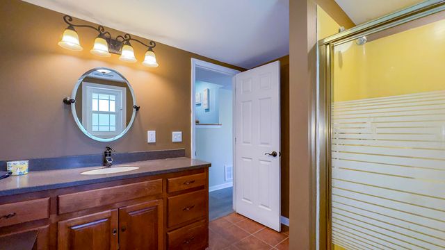 217 Roberts Road, Spring City, TN 37381