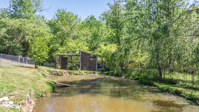 217 Roberts Road, Spring City, TN 37381