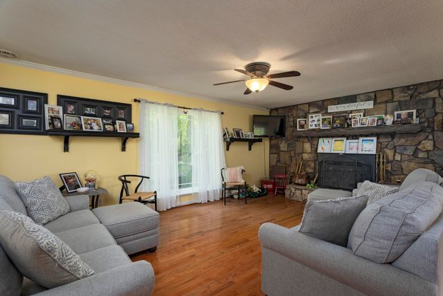 217 Roberts Road, Spring City, TN 37381