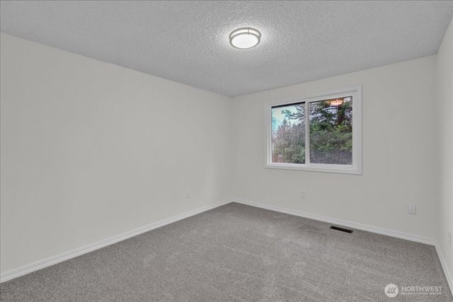 22026 SE 269th Place, Maple Valley, WA 98038