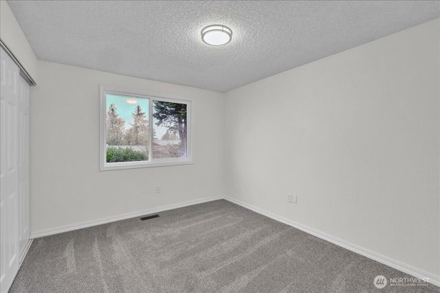 22026 SE 269th Place, Maple Valley, WA 98038