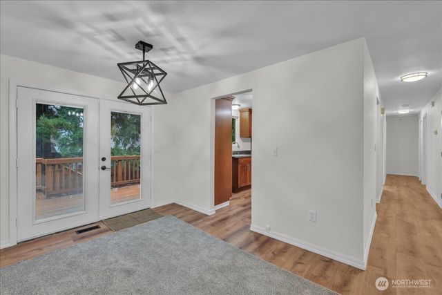 22026 SE 269th Place, Maple Valley, WA 98038