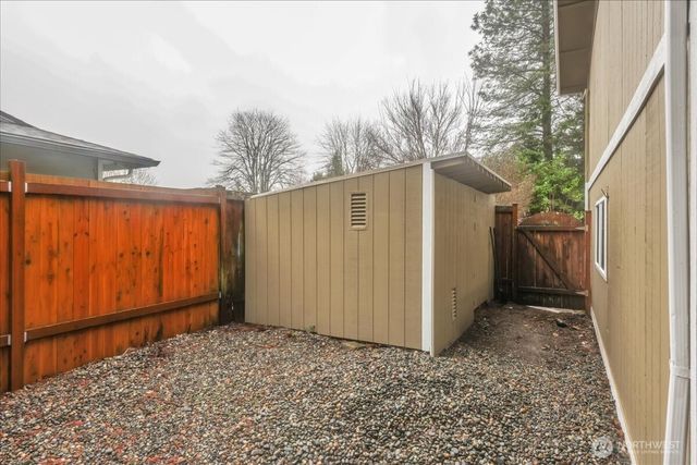 22026 SE 269th Place, Maple Valley, WA 98038