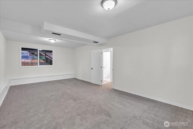 22026 SE 269th Place, Maple Valley, WA 98038