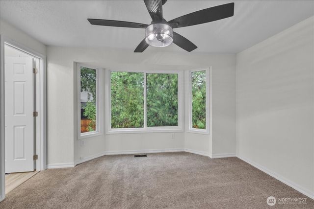 22026 SE 269th Place, Maple Valley, WA 98038