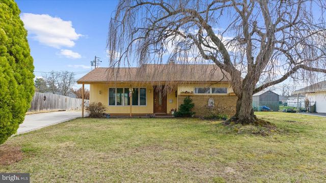 30 E CHURCH RD, Plymouth Meeting, PA 19462