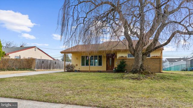 30 E CHURCH RD, Plymouth Meeting, PA 19462