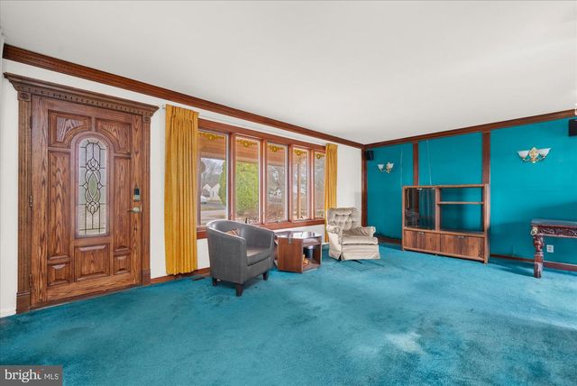 30 E CHURCH RD, Plymouth Meeting, PA 19462