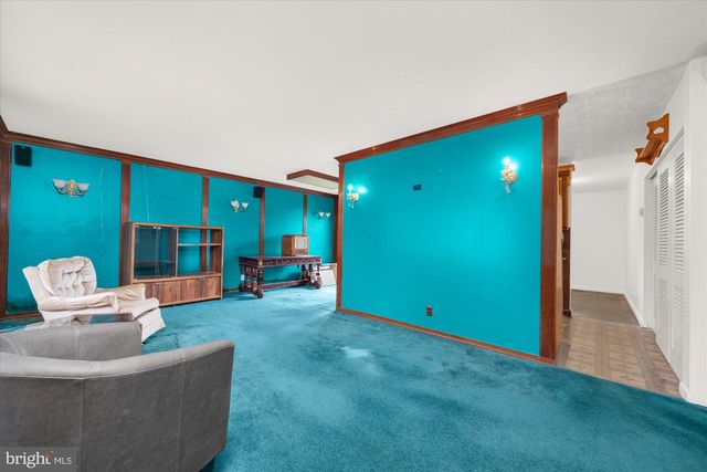 30 E CHURCH RD, Plymouth Meeting, PA 19462