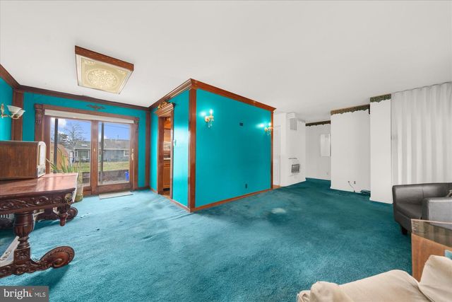 30 E CHURCH RD, Plymouth Meeting, PA 19462