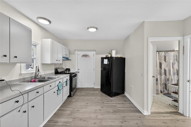 29 Crescent Street, Providence, RI 02907