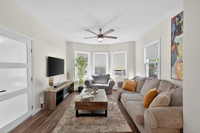 29 Crescent Street, Providence, RI 02907