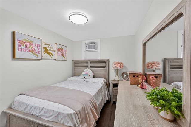 29 Crescent Street, Providence, RI 02907