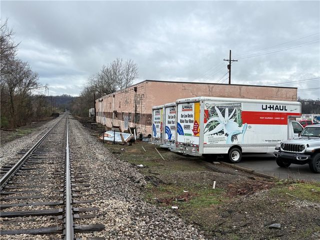550 N Mayer, Bridgeville, PA 15017