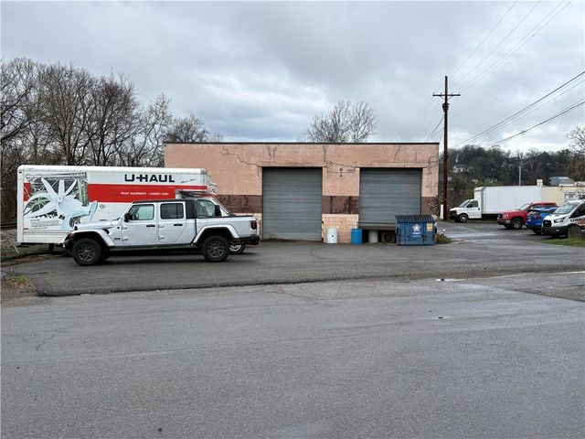 550 N Mayer, Bridgeville, PA 15017