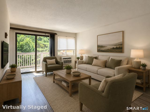 7 Padanaram Road J216, Danbury, CT 06811