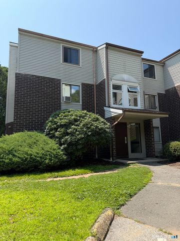 7 Padanaram Road J216, Danbury, CT 06811