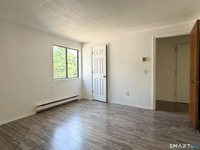7 Padanaram Road J216, Danbury, CT 06811