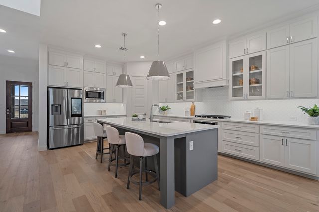 717 Blackbird Drive, Aledo, TX 76008