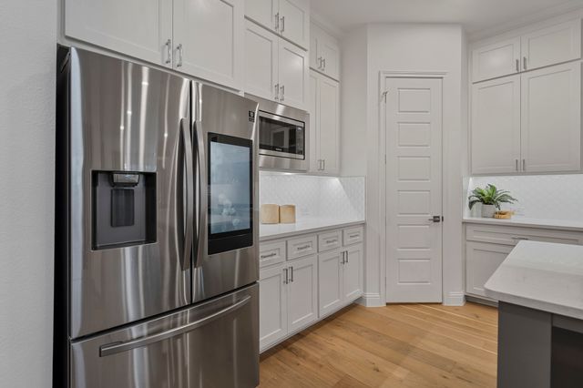 717 Blackbird Drive, Aledo, TX 76008