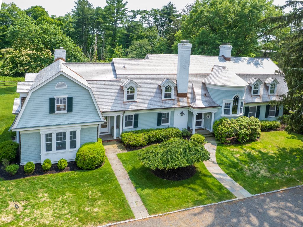 221 Greens Farms Road, Westport, CT 06880