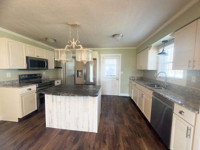 166 Maple Grove Road, Orlando, KY 40460