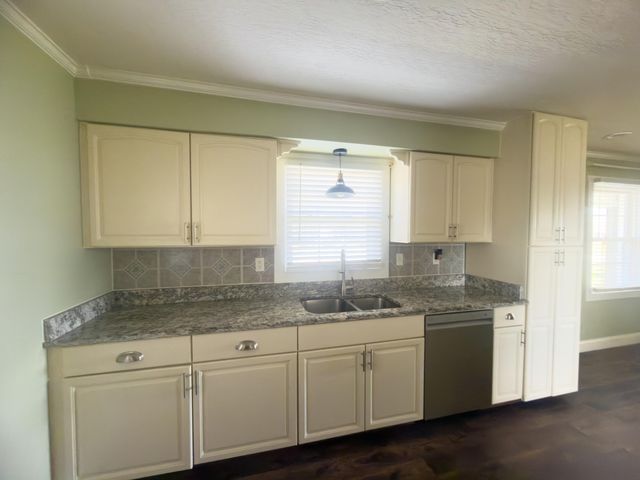 166 Maple Grove Road, Orlando, KY 40460