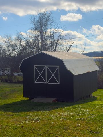 166 Maple Grove Road, Orlando, KY 40460