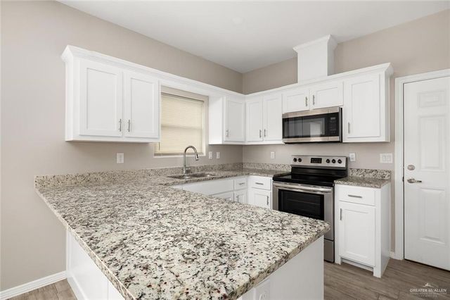 2105 Davenport Street 1, Weslaco, TX 78596