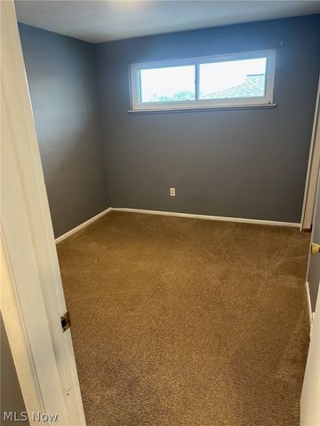 1187 Bonnie Lane, Mayfield Heights, OH 44124