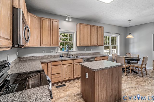 1206 Archie Ln, Henrico, VA 23231