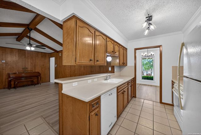 6331 CORNPLANTER ST, Leon Valley, TX 78238