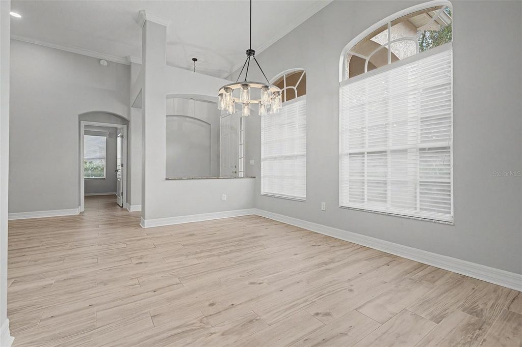 Image 6 of property listing at 19205 AUTUMN WOODS AVENUE, Tampa, FL 33647