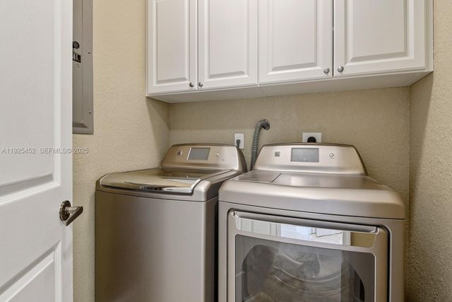 2782 Kinsington Cir 25-4, Weston, FL 33332