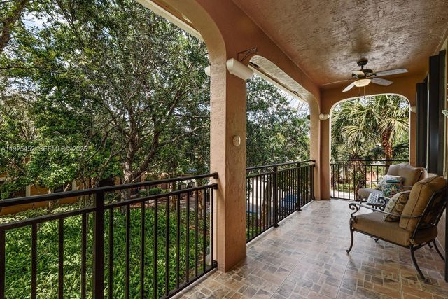 2782 Kinsington Cir 25-4, Weston, FL 33332