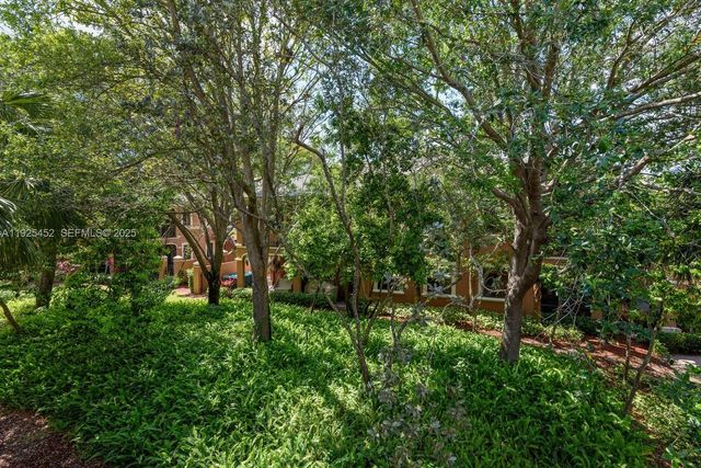 2782 Kinsington Cir 25-4, Weston, FL 33332